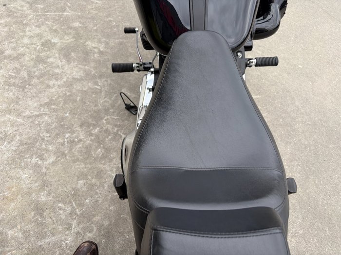 2018 HARLEY-DAVIDSON FLSB SPORT GLIDE (CUSTOM TT) Black