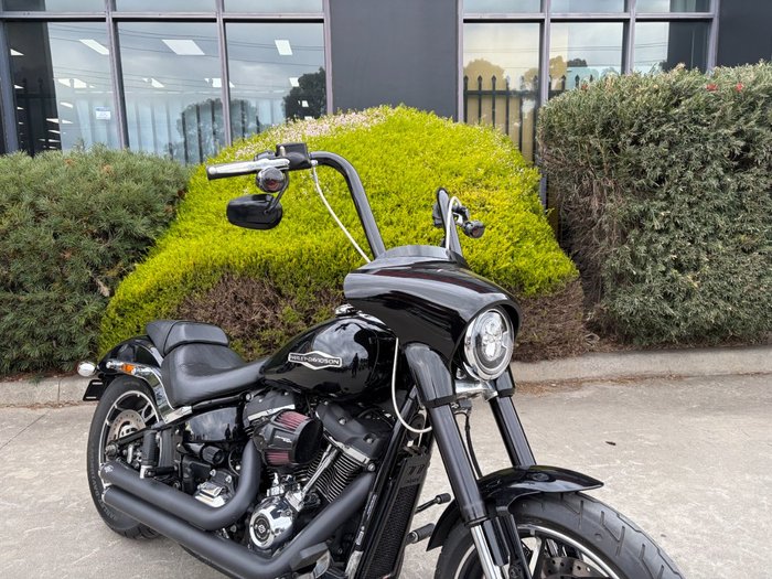 2018 HARLEY-DAVIDSON FLSB SPORT GLIDE (CUSTOM TT)