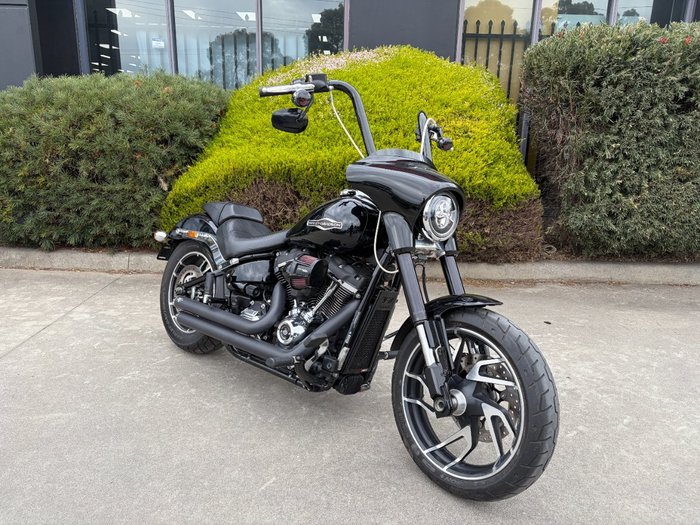 2018 HARLEY-DAVIDSON FLSB SPORT GLIDE (CUSTOM TT)