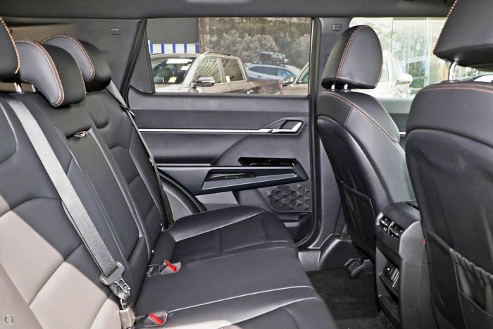 2025 KGM SsangYong Torres Adventure J116 MY25 Forest Green