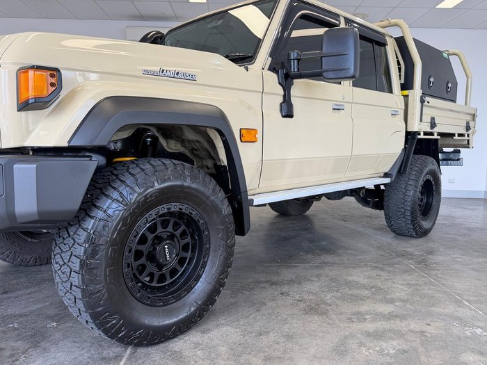 2024 Toyota Landcruiser GXL