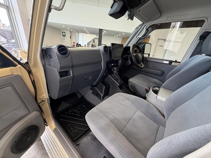 2024 Toyota Landcruiser GXL