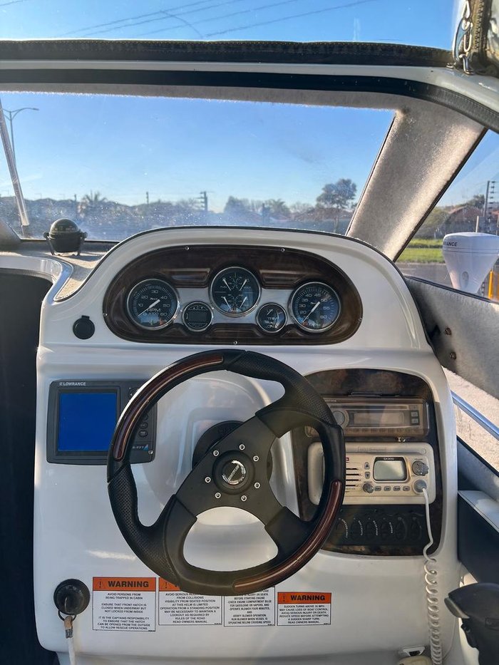 2005 Whittley 5.8 Voyager Sterndrive