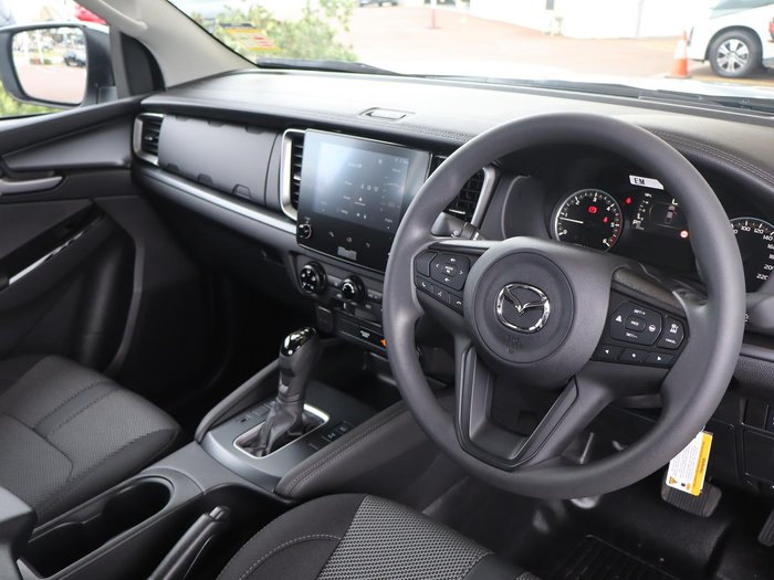 2025 Mazda BT-50 XS
