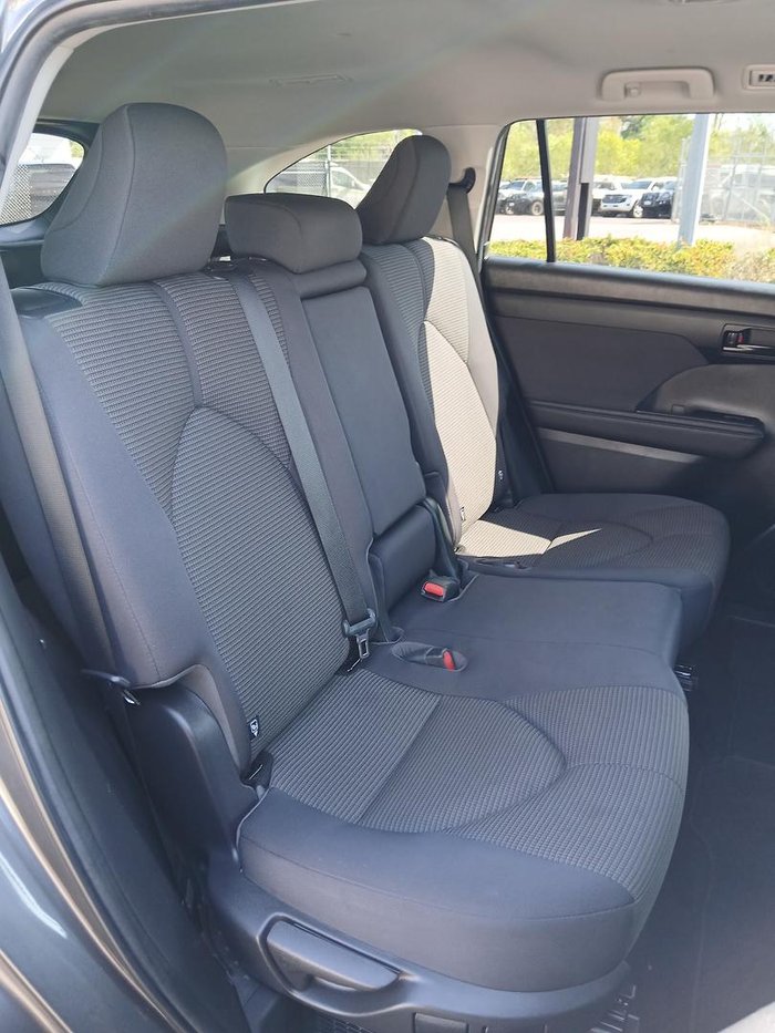 2023 Toyota Kluger GX