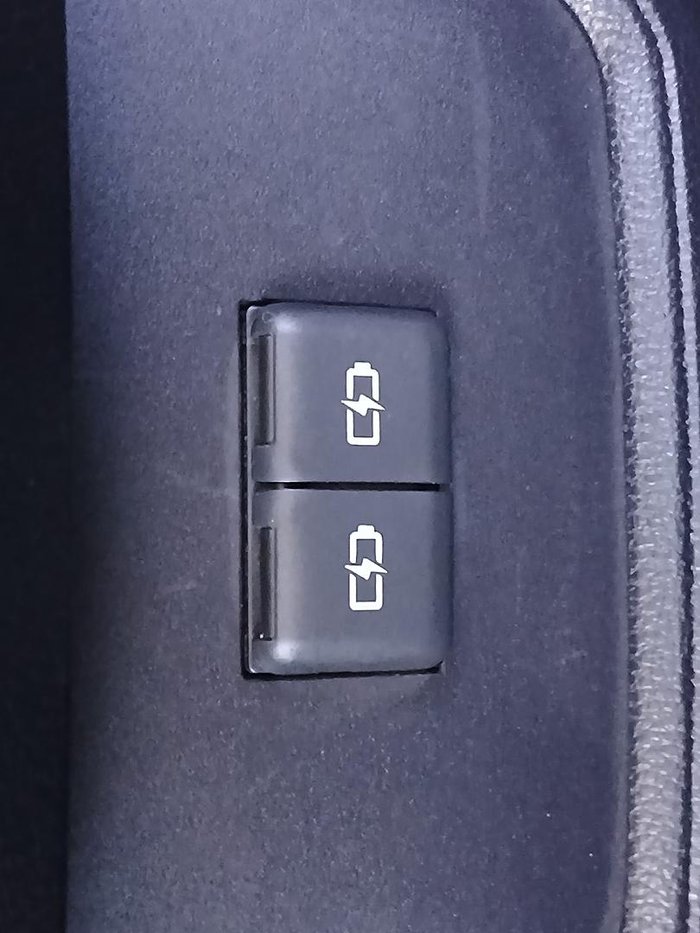 2023 Toyota Kluger GX