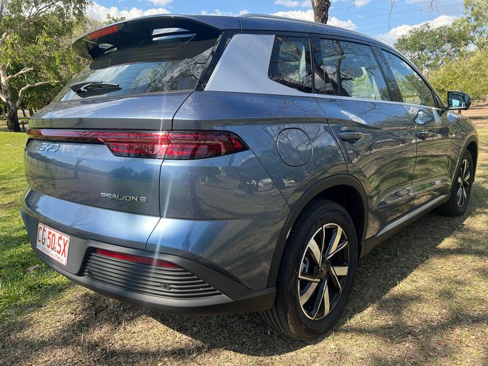 2025 BYD SEALION 5 Premium