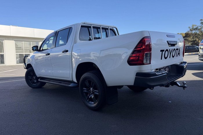 2021 Toyota Hilux SR