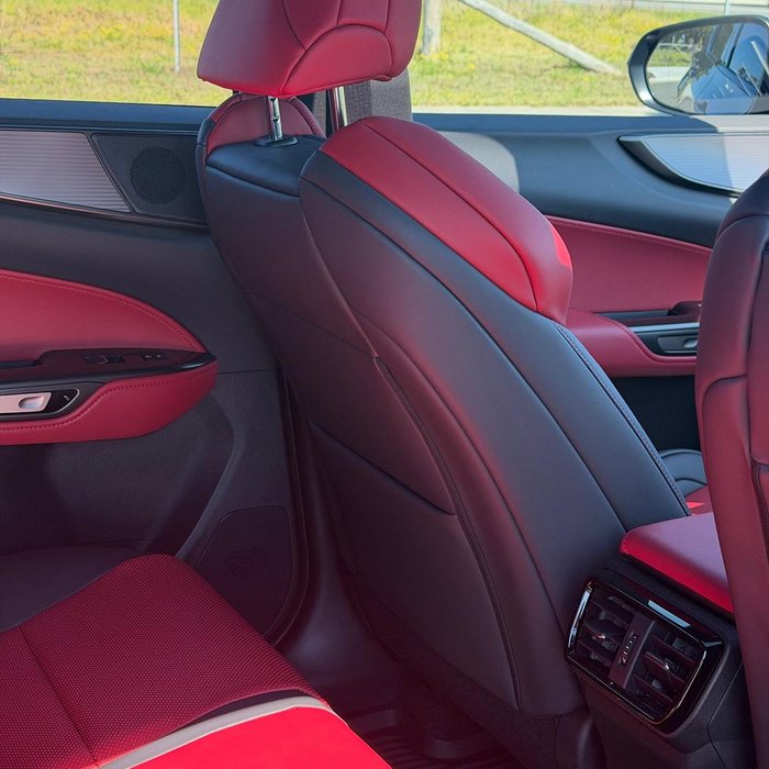 2025 Lexus NX 450h+ F Sport