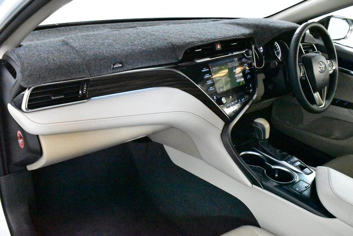 2018 Toyota Camry SL