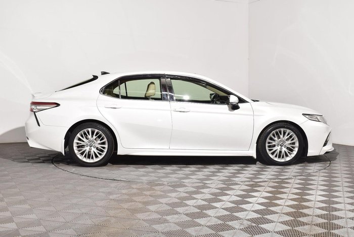 2018 Toyota Camry SL