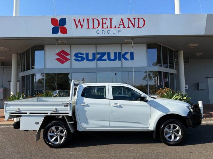 2023 Isuzu D-MAX LS-M