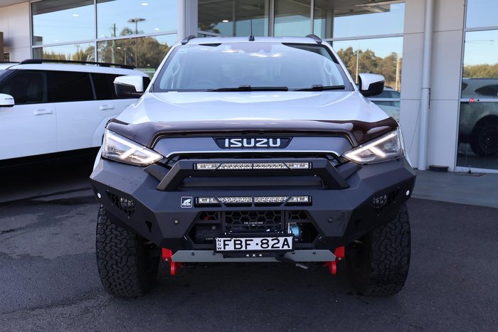 2023 Isuzu MU-X LS-T