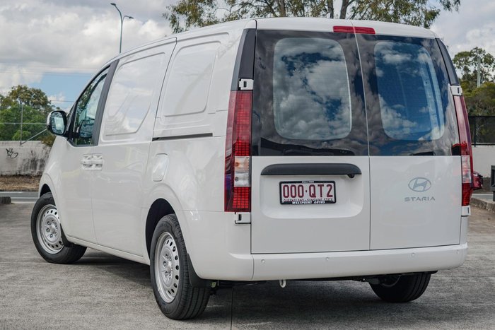 2026 Hyundai STARIA LOAD