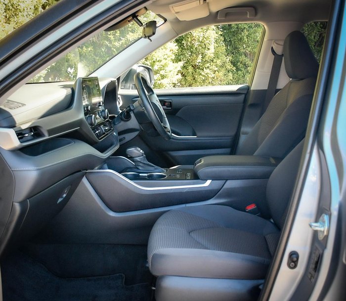 2021 Toyota Kluger GX