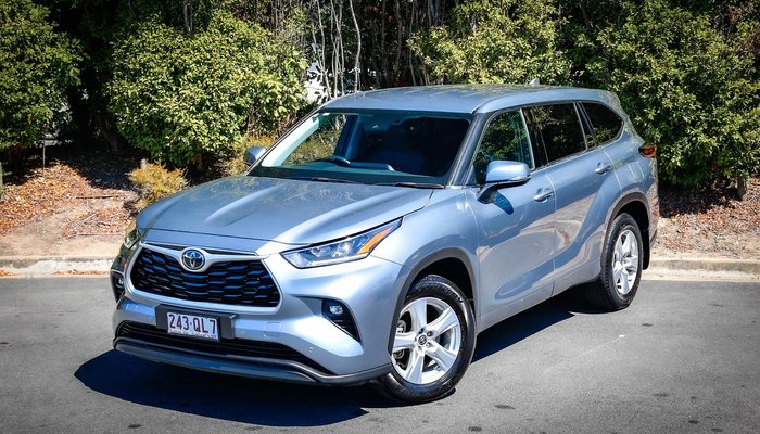 2021 Toyota Kluger GX