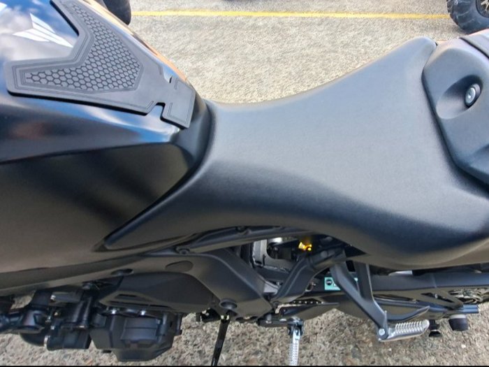 2024 Yamaha MT-09 Y-AMT BLACK