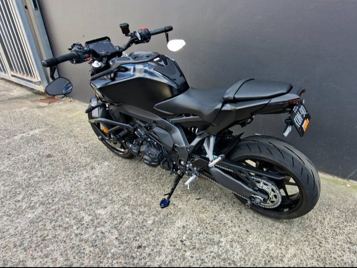 2024 Yamaha MT-09 Y-AMT BLACK