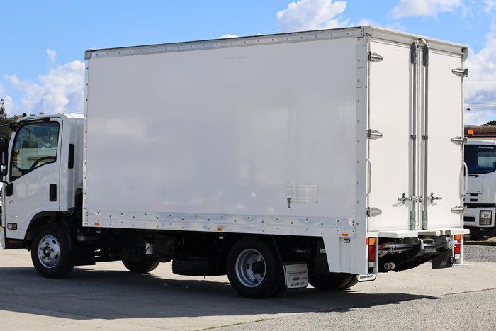 2022 Isuzu N Series