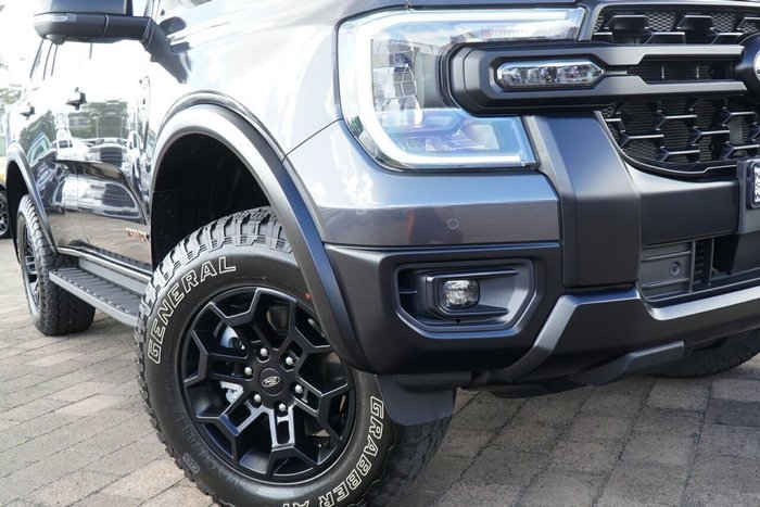 2025 Ford Everest Tremor