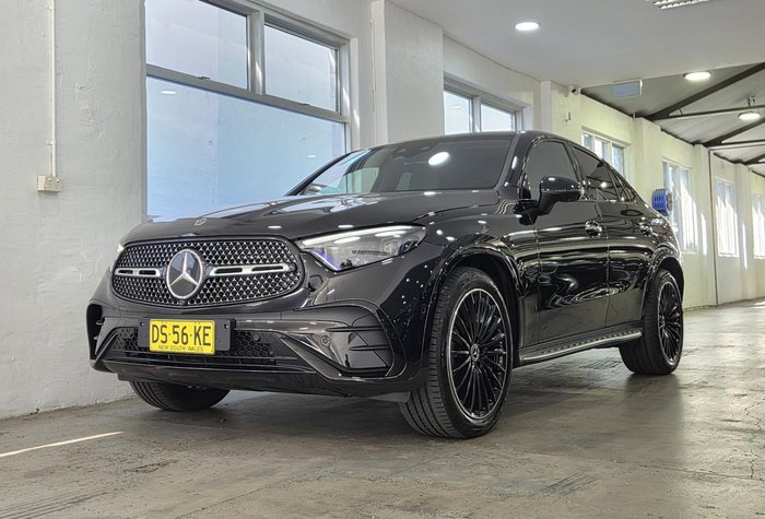 2025 Mercedes-Benz GLC-Class GLC300