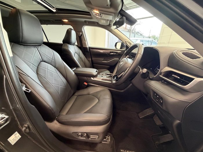2025 Toyota Kluger Grande