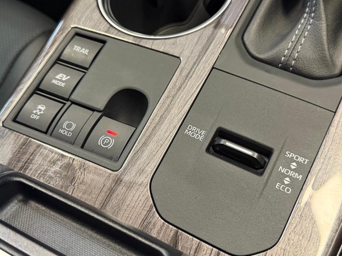 2025 Toyota Kluger Grande