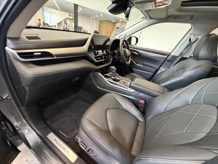 2025 Toyota Kluger Grande
