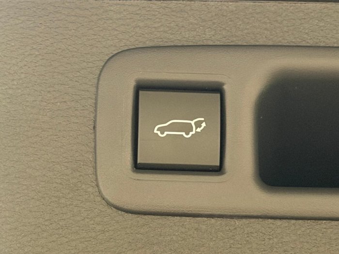 2025 Toyota Kluger Grande