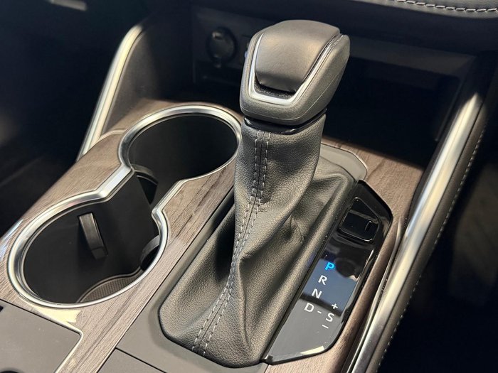 2025 Toyota Kluger Grande