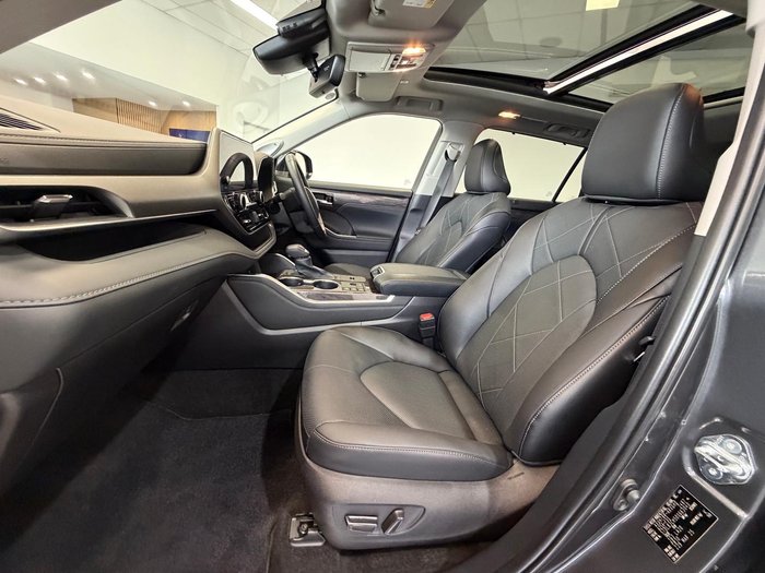 2025 Toyota Kluger Grande