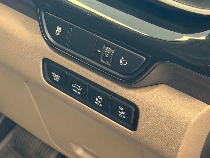 2024 Kia Carnival GT-Line