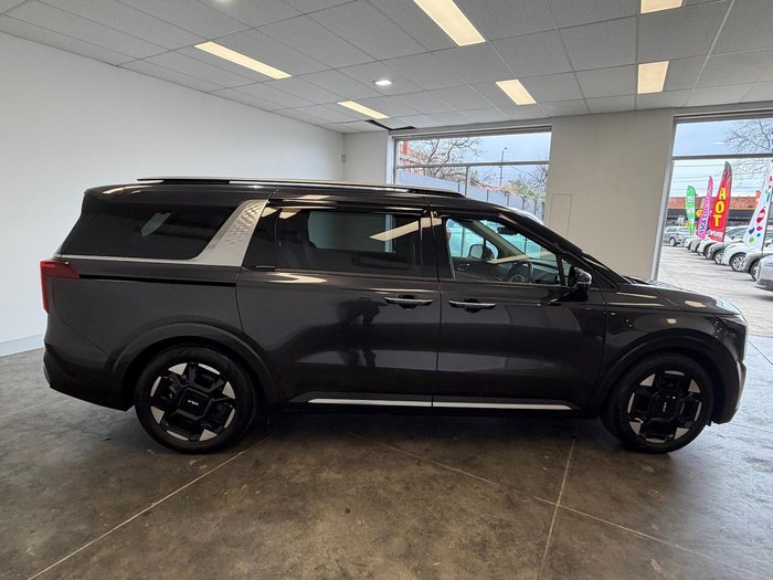 2024 Kia Carnival GT-Line