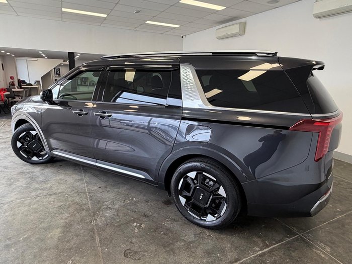 2024 Kia Carnival GT-Line