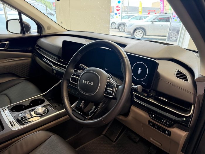 2024 Kia Carnival GT-Line