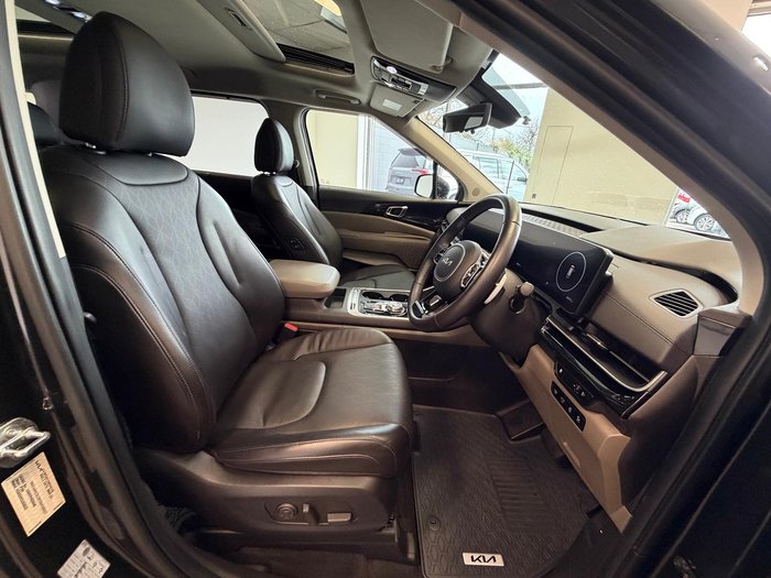 2024 Kia Carnival GT-Line