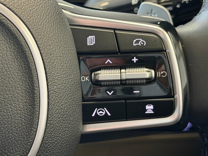 2024 Kia Carnival GT-Line