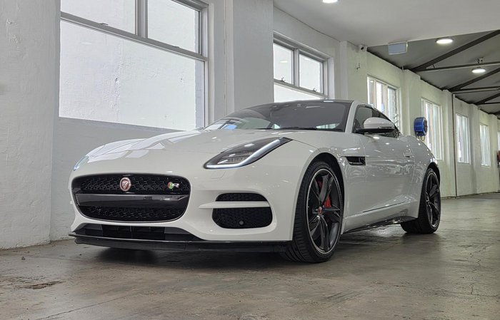 2018 Jaguar F-TYPE R