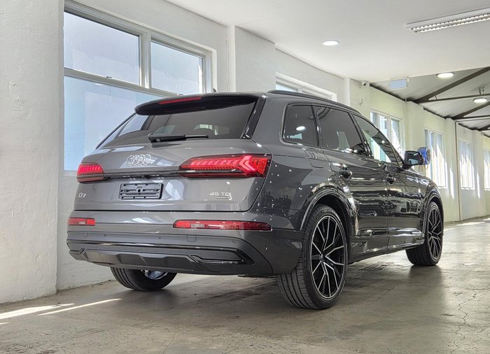 2022 Audi Q7 45 TDI
