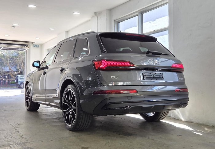 2022 Audi Q7 45 TDI