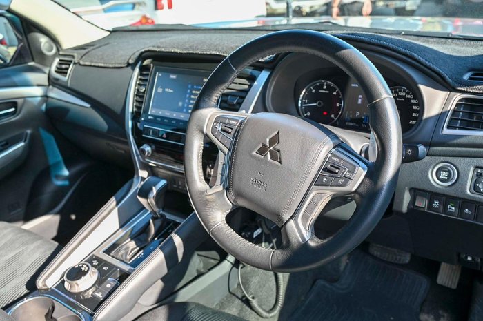 2021 Mitsubishi Pajero Sport GLX