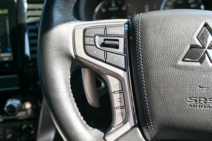 2021 Mitsubishi Pajero Sport GLX