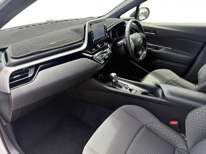 2022 Toyota C-HR GXL