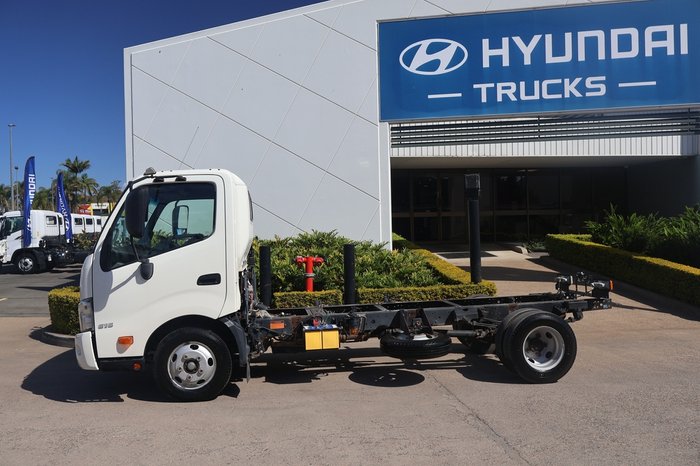 2018 HINO DUTRO 616