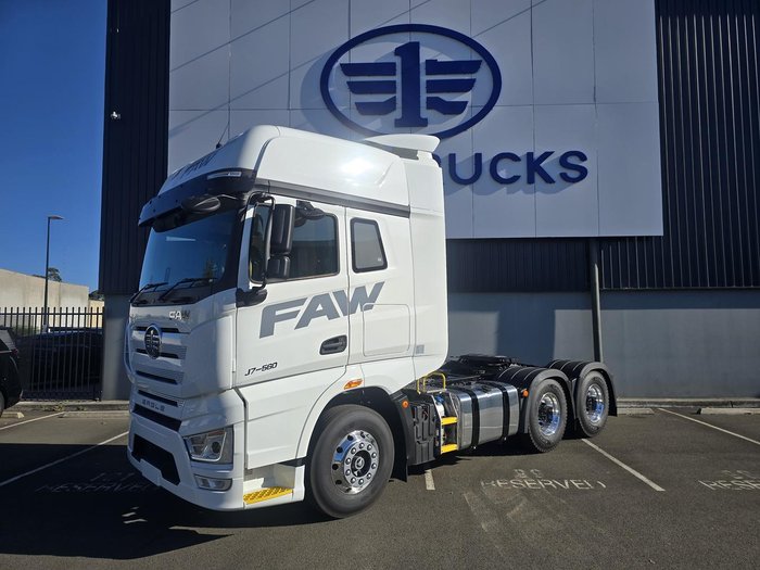 2026 FAW J7