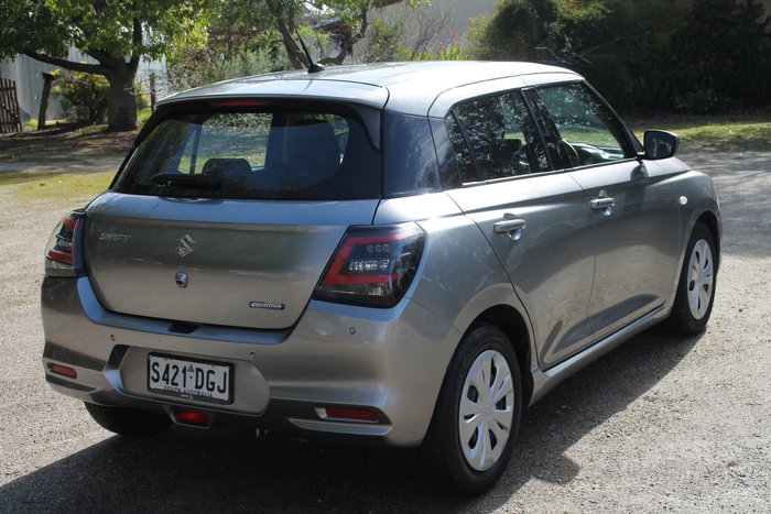 2025 Suzuki Swift Hybrid