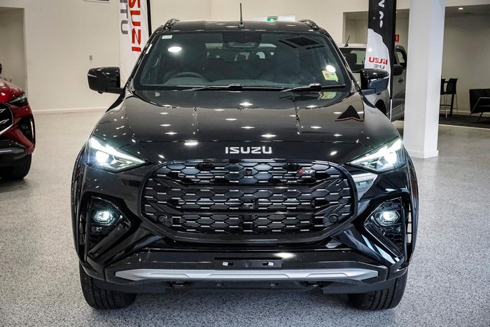 2025 Isuzu MU-X X-TERRAIN