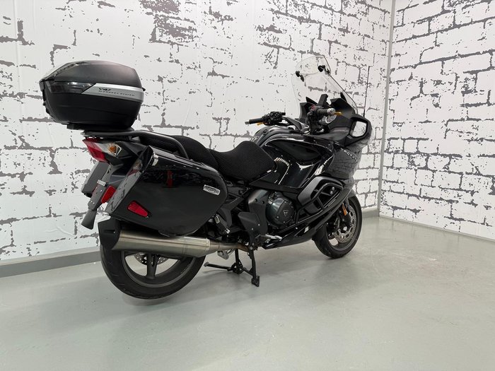 2017 Triumph Trophy SE Trophy Black