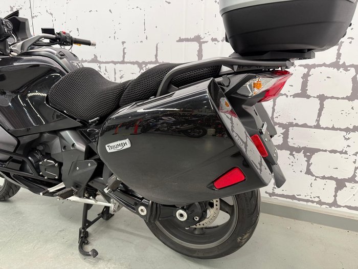 2017 Triumph Trophy SE Trophy Black