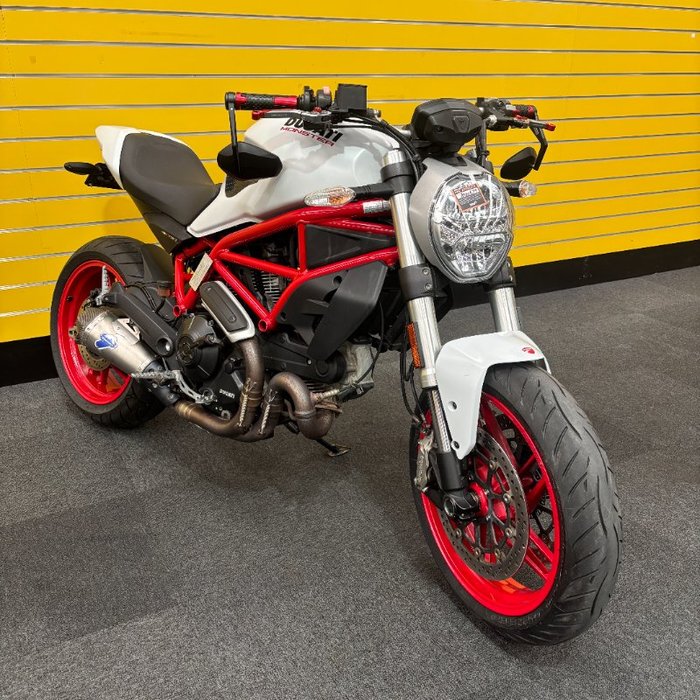 2018 DUCATI MONSTER 797 STAR WHITE-DARK ST